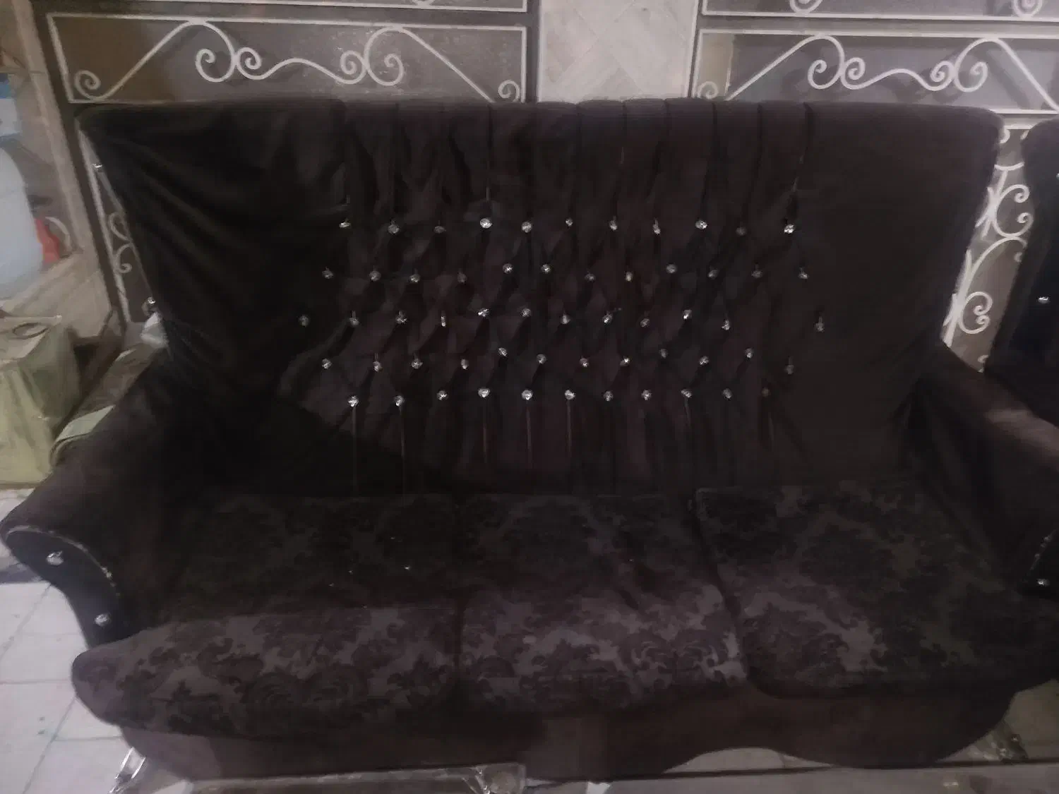 مبل راحتی سه تکه محکم - قیمت مناسب|مبلمان خانگی و میز عسلی|قم, انسجام|دیوار