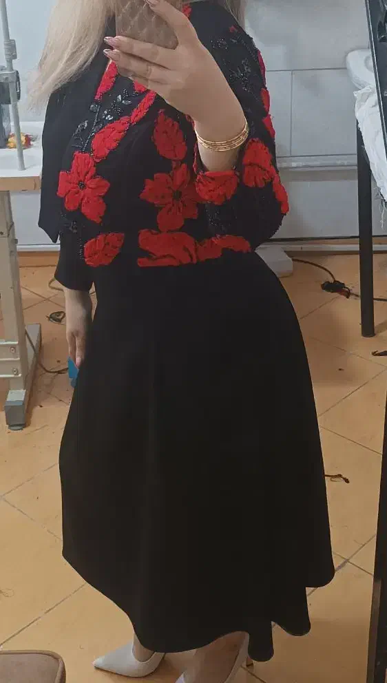 کت و دامن|لباس|اردبیل, |دیوار