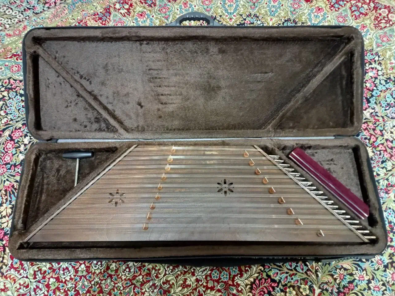 سنتور کاملا نو با کیس محکم و مضراب و آچار کوک|سازهای سنتی|شهریار, شهریار|دیوار