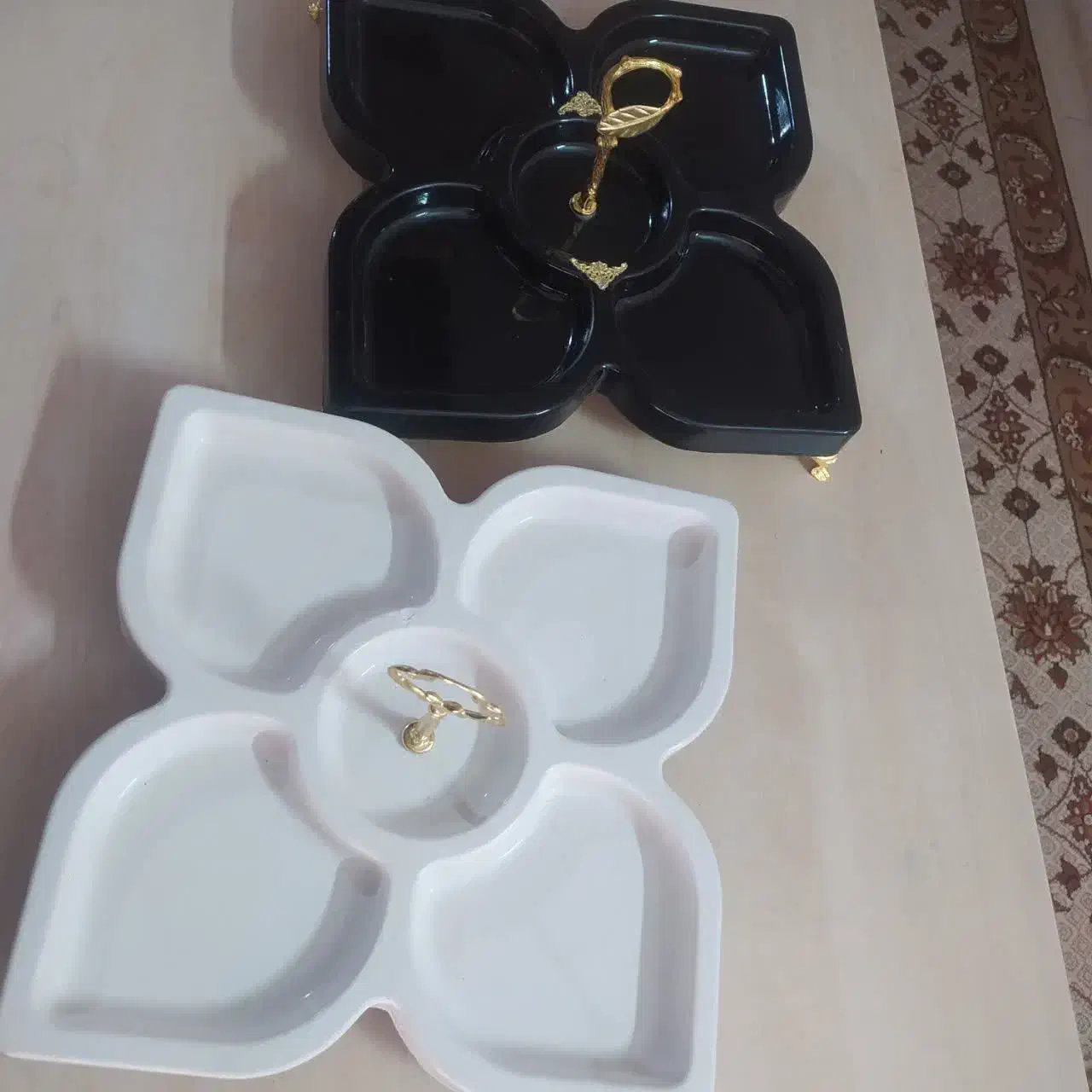 ظروف پذیرایی|ظروف سرو و پذیرایی|نیشابور, بزرگمهر|دیوار