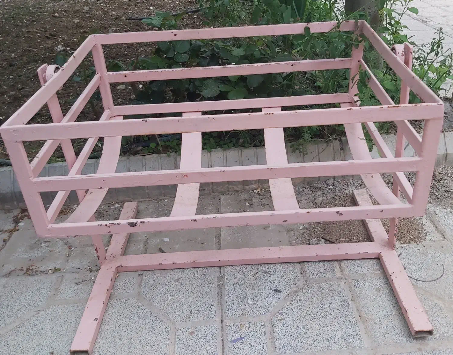 گهواره فلزی|اسباب و اثاث بچه|رزن, |دیوار