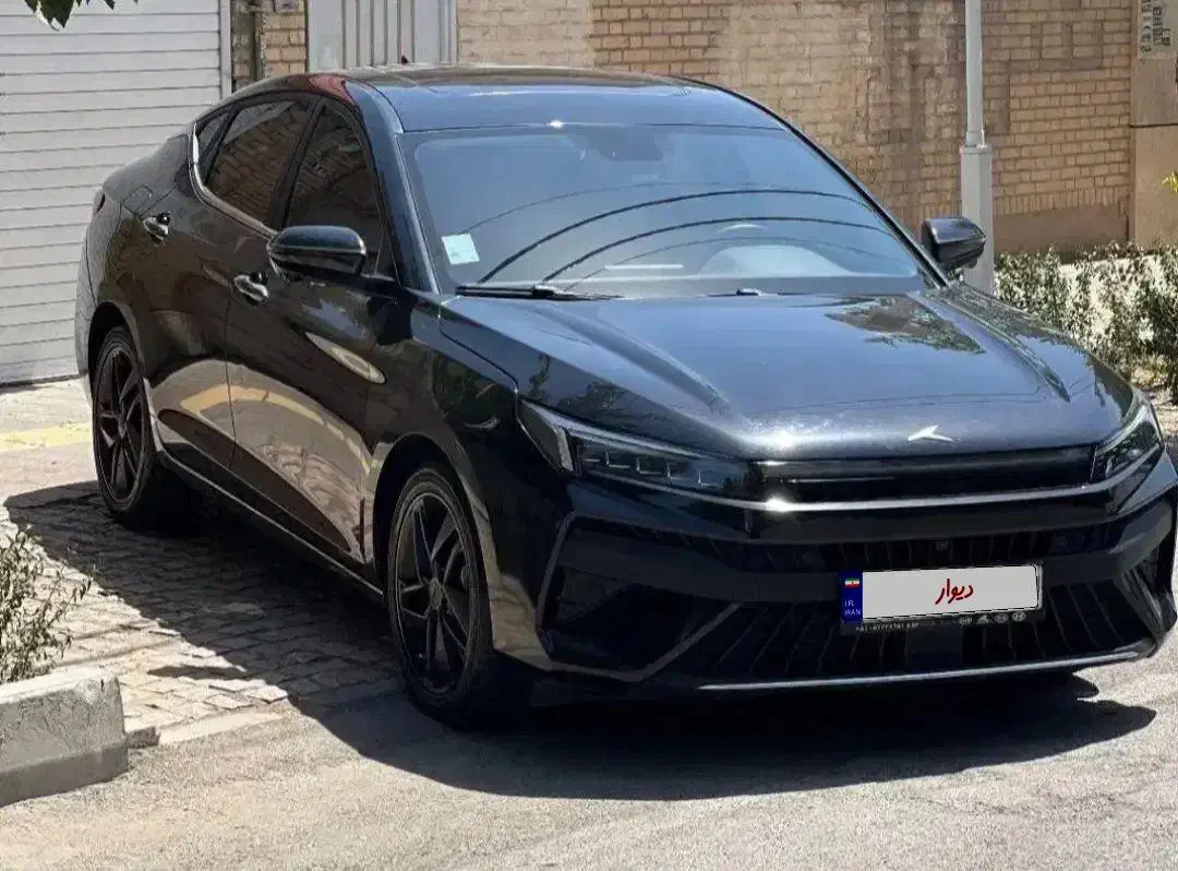 kmc j7 1402|خودرو سواری و وانت|تهران, درختی|دیوار