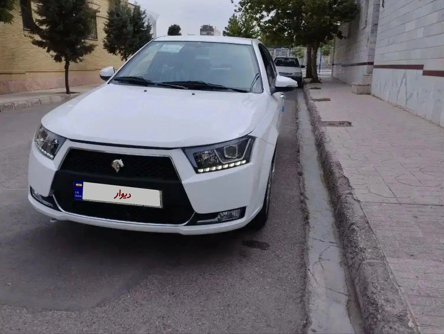 دنا پلاس ۵ دنده 1402 ( مشابه صفر )|خودرو سواری و وانت|مشهد, میعاد (شهرک غرب)|دیوار