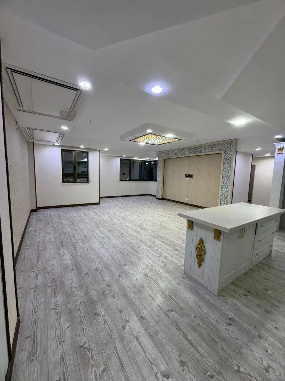 کوهک برج مجلل ۱۵۰ متر ۳ خوابه