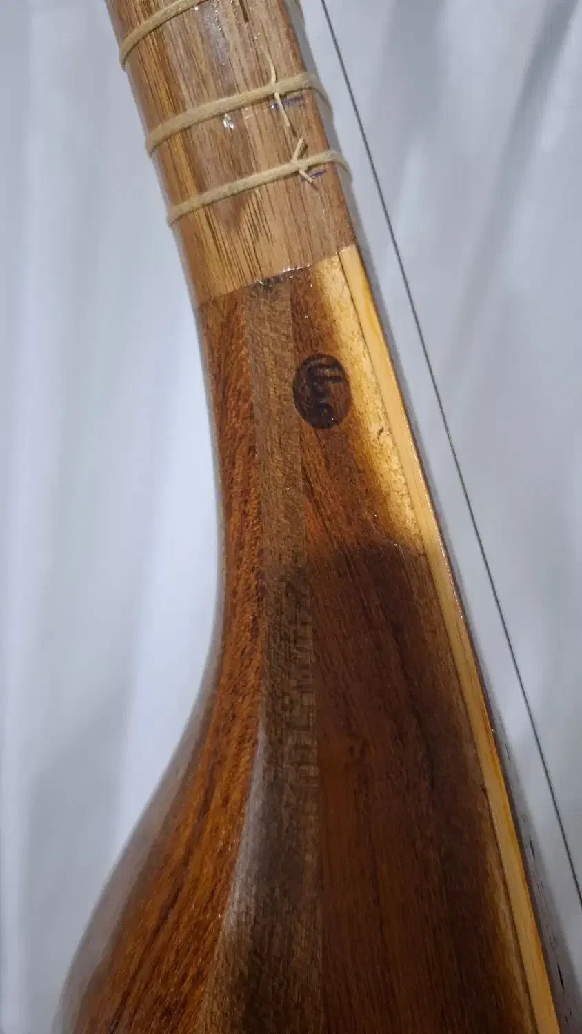 سه تار|سازهای سنتی|خرمآباد, |دیوار