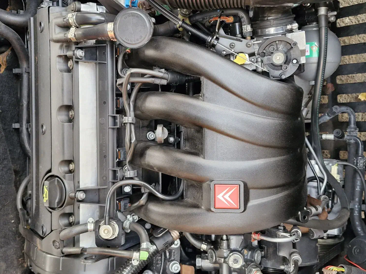 زانتیا در حد صفر بدون رنگ|خودرو سواری و وانت|اهر, |دیوار