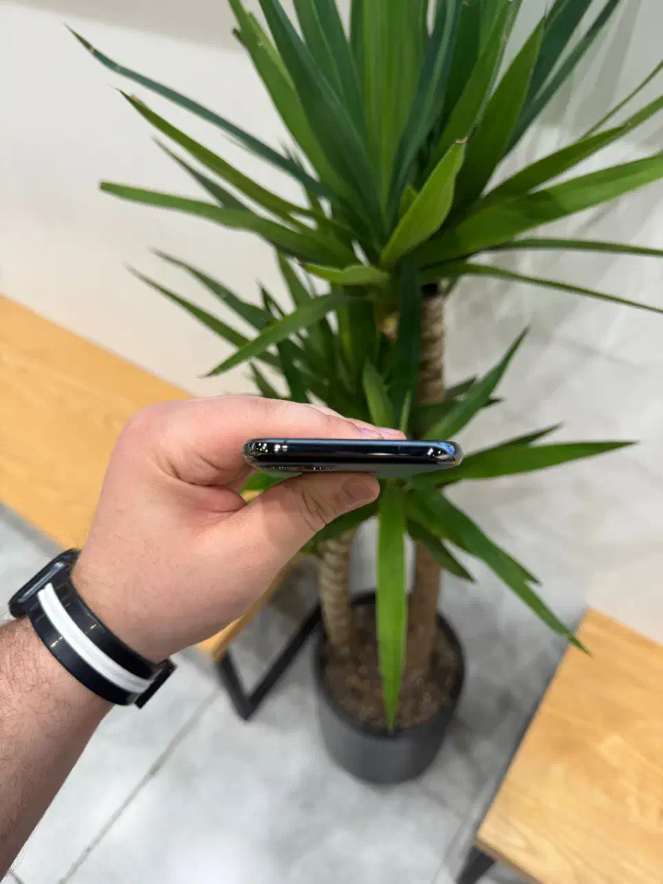 آیفون ۱۱ پرو مشکی|موبایل|تهران, صادقیه|دیوار