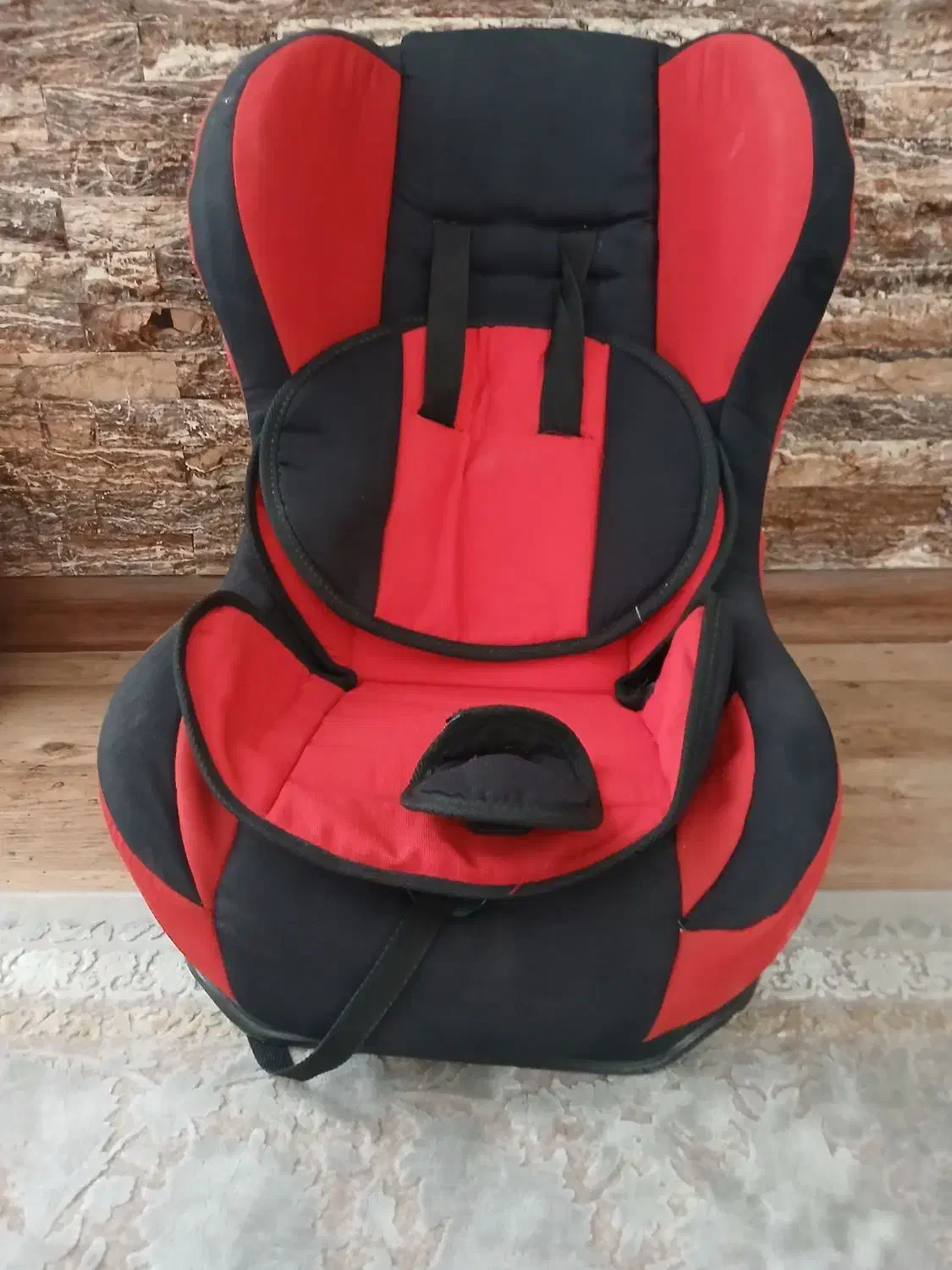 صندلی کودک|تخت و صندلی بچه|اراک, |دیوار