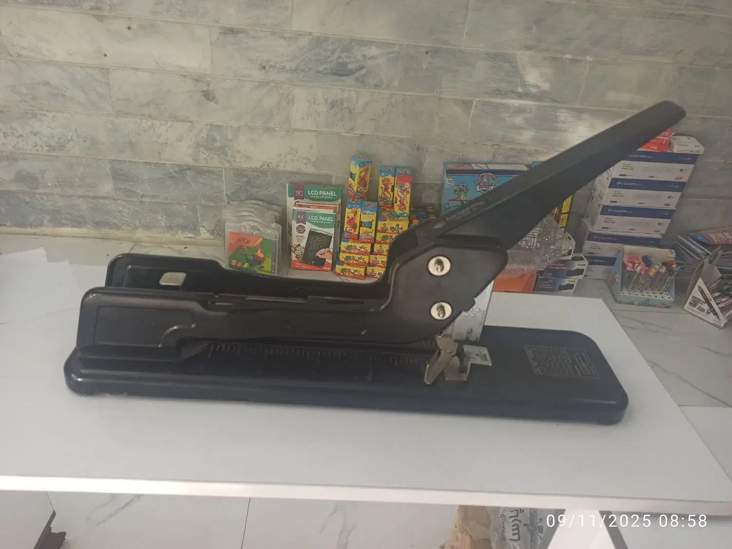 دستگاه منگنه زن کانگورو|لوازم التحریر|کوهدشت, |دیوار