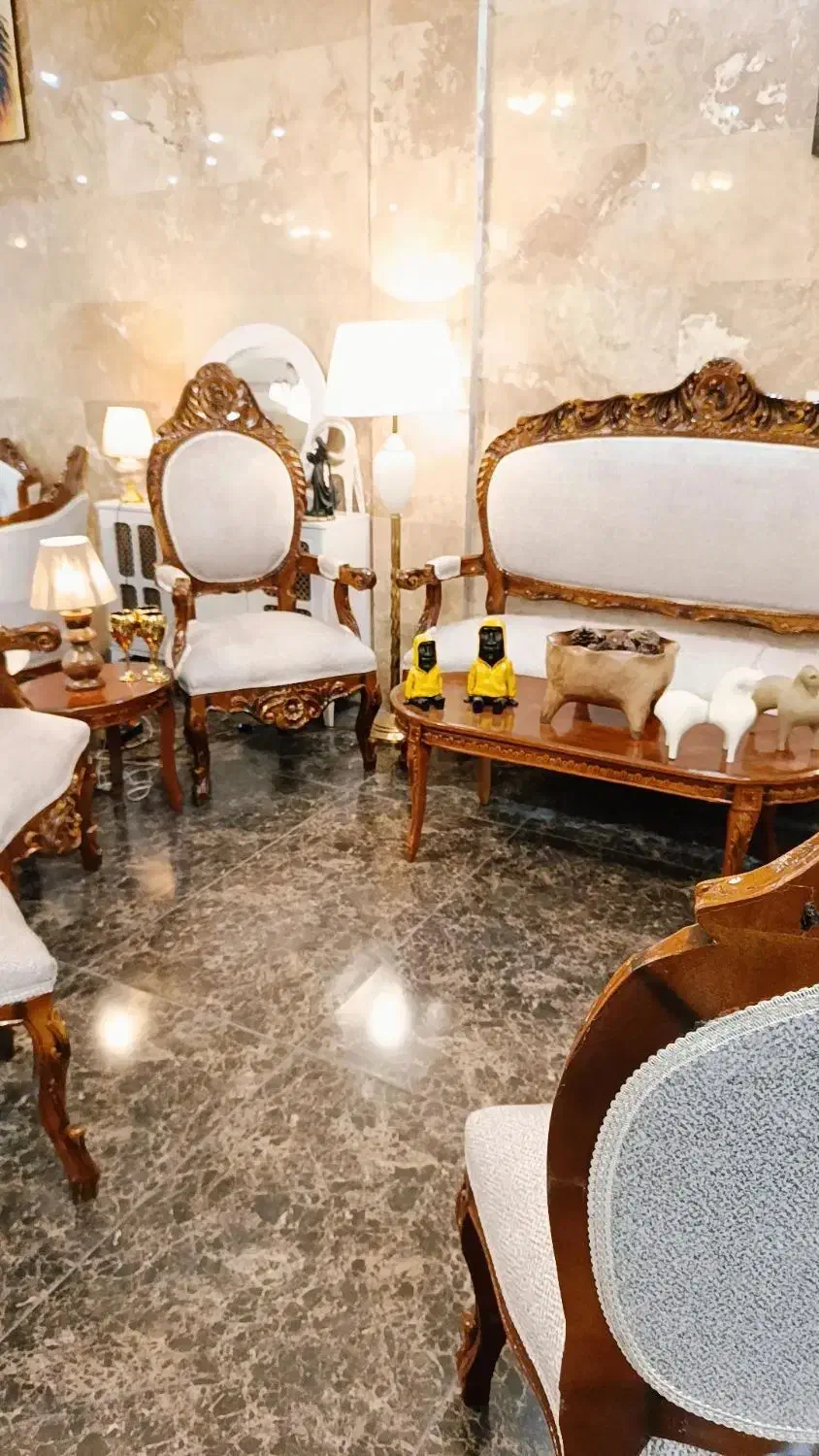 مبلمان  تاج بلند ایتالیایی|مبلمان خانگی و میز عسلی|تهران, جوادیه تهرانپارس|دیوار