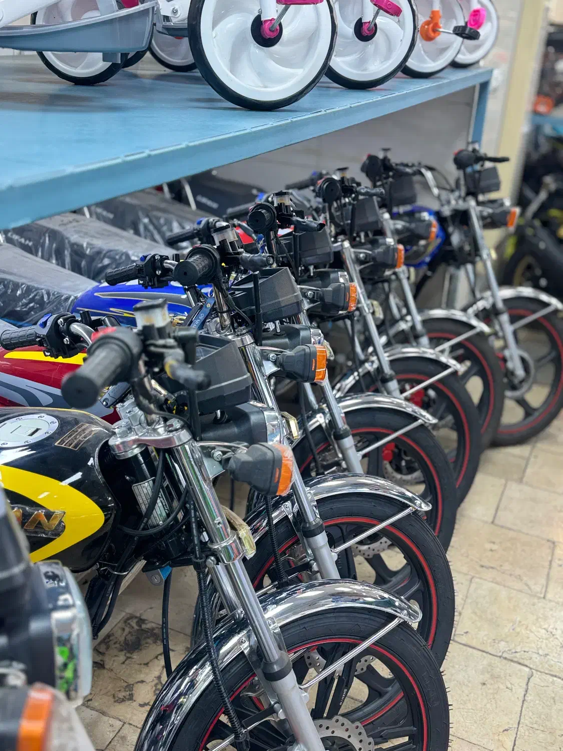 هندا ‌۲۰۰ lifan صفر ۱۴۰۴ رنگبندی کامل فقط نقد|موتورسیکلت|تهران, تهرانسر شمالی|دیوار