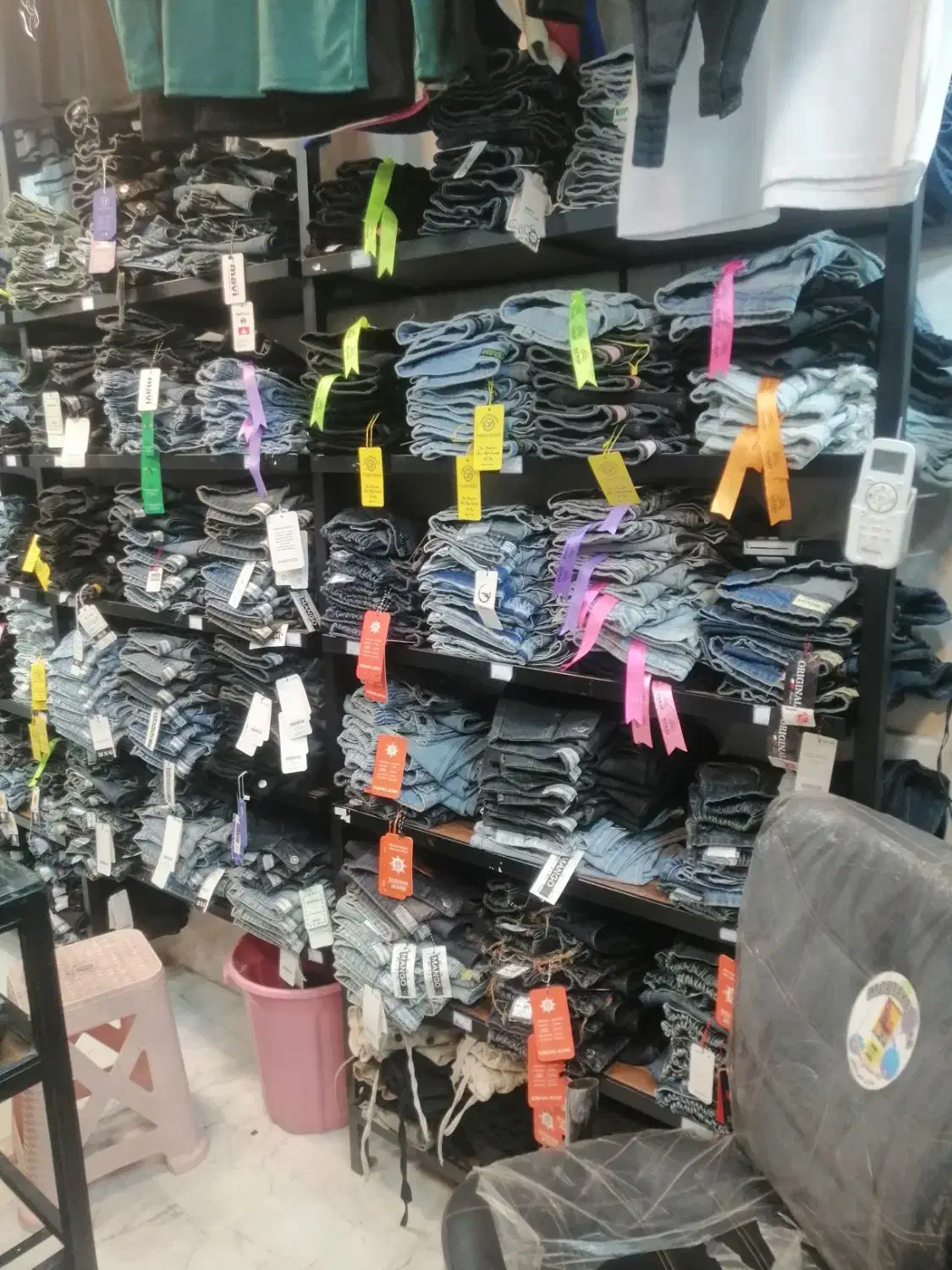 واگذاری بوتیک زنانه|لباس|چناران, |دیوار