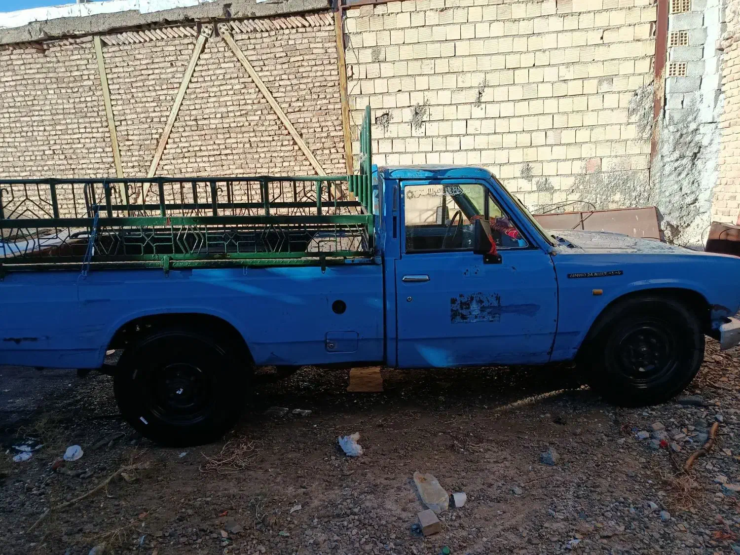 نیسان کاربران|خودرو سواری و وانت|خرم‌آباد, |دیوار