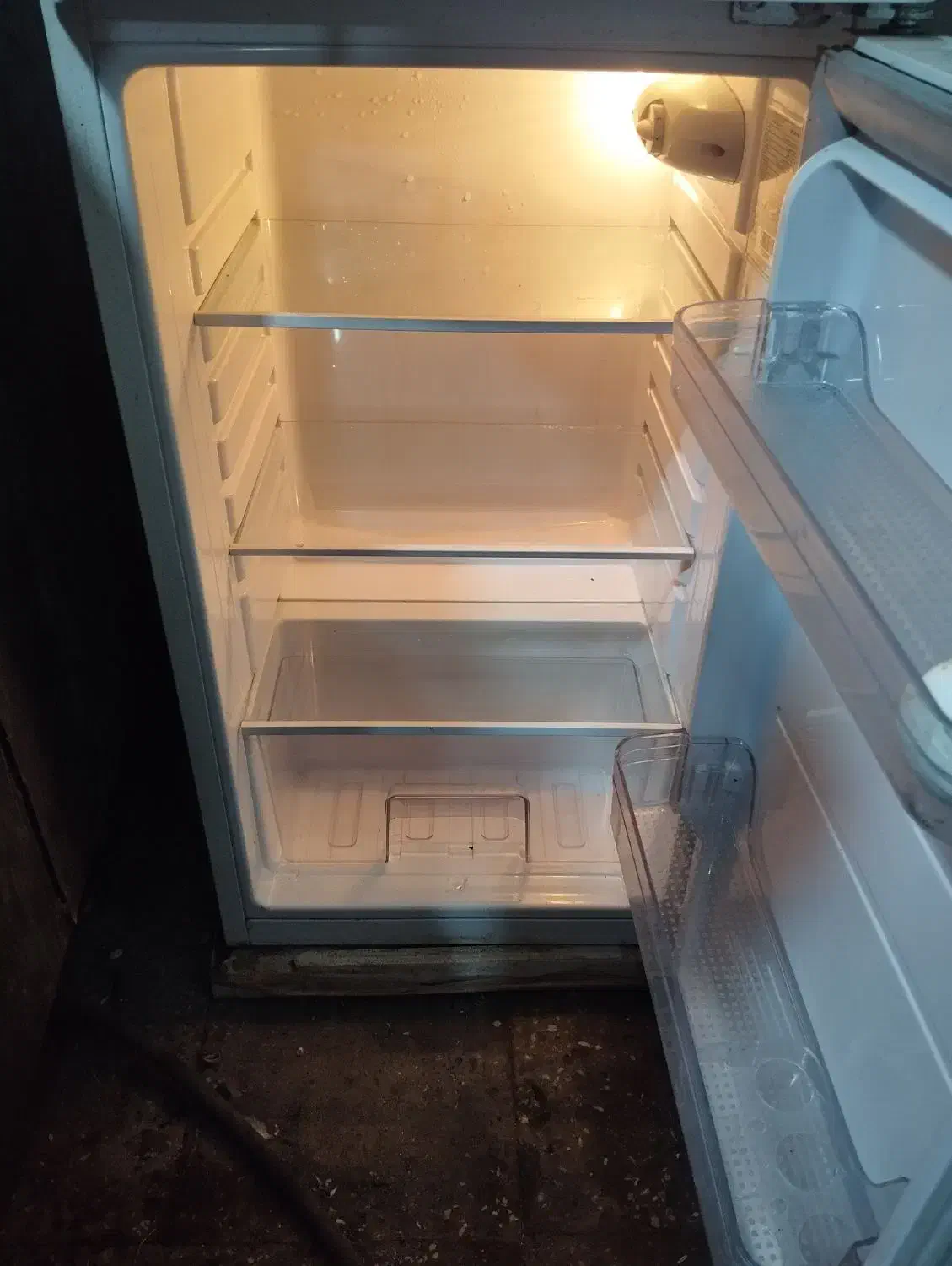 یخچال فریزر کوچک|یخچال و فریزر|سبزوار, چهارراه فرودگاه|دیوار