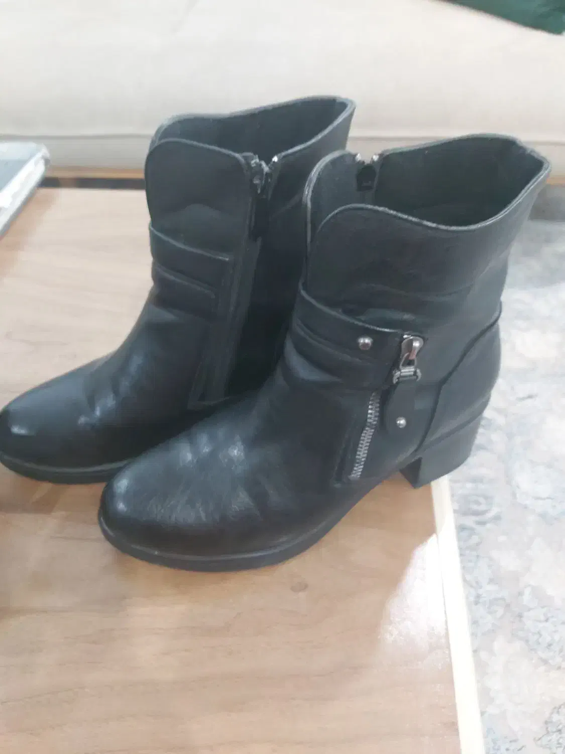 بوت سالم و تمیز|کیف، کفش، کمربند|مریوان, |دیوار