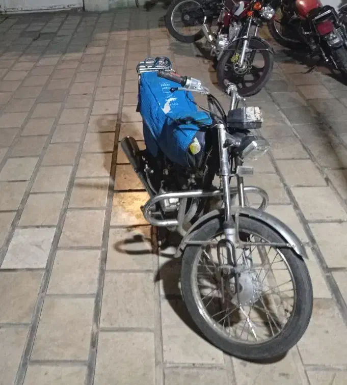 موتور 200|موتورسیکلت|بروجرد, |دیوار