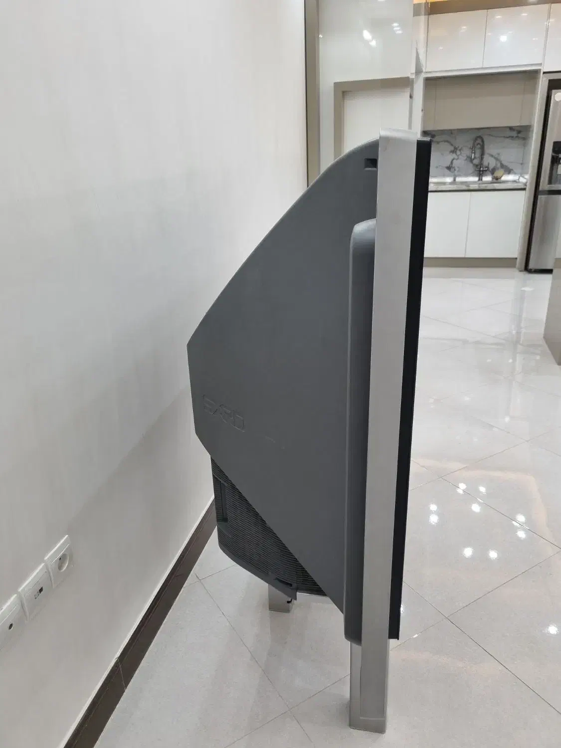 تلویزیون ۶۰ اینچ سونی مدل پروجکشن|تلویزیون و پروژکتور|زنجان, |دیوار