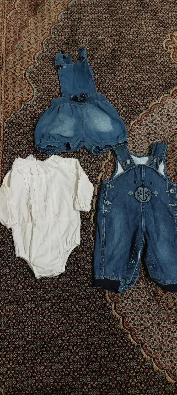 چند عدد لباس دخترانه تمیز ودر حد نو|کفش و لباس بچه|تبریز, |دیوار