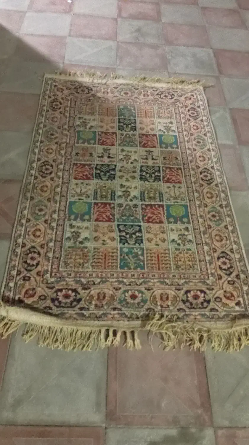 قالیچه فانتزی|گلیم، جاجیم، گبه|شهریار, شهرک وائین|دیوار