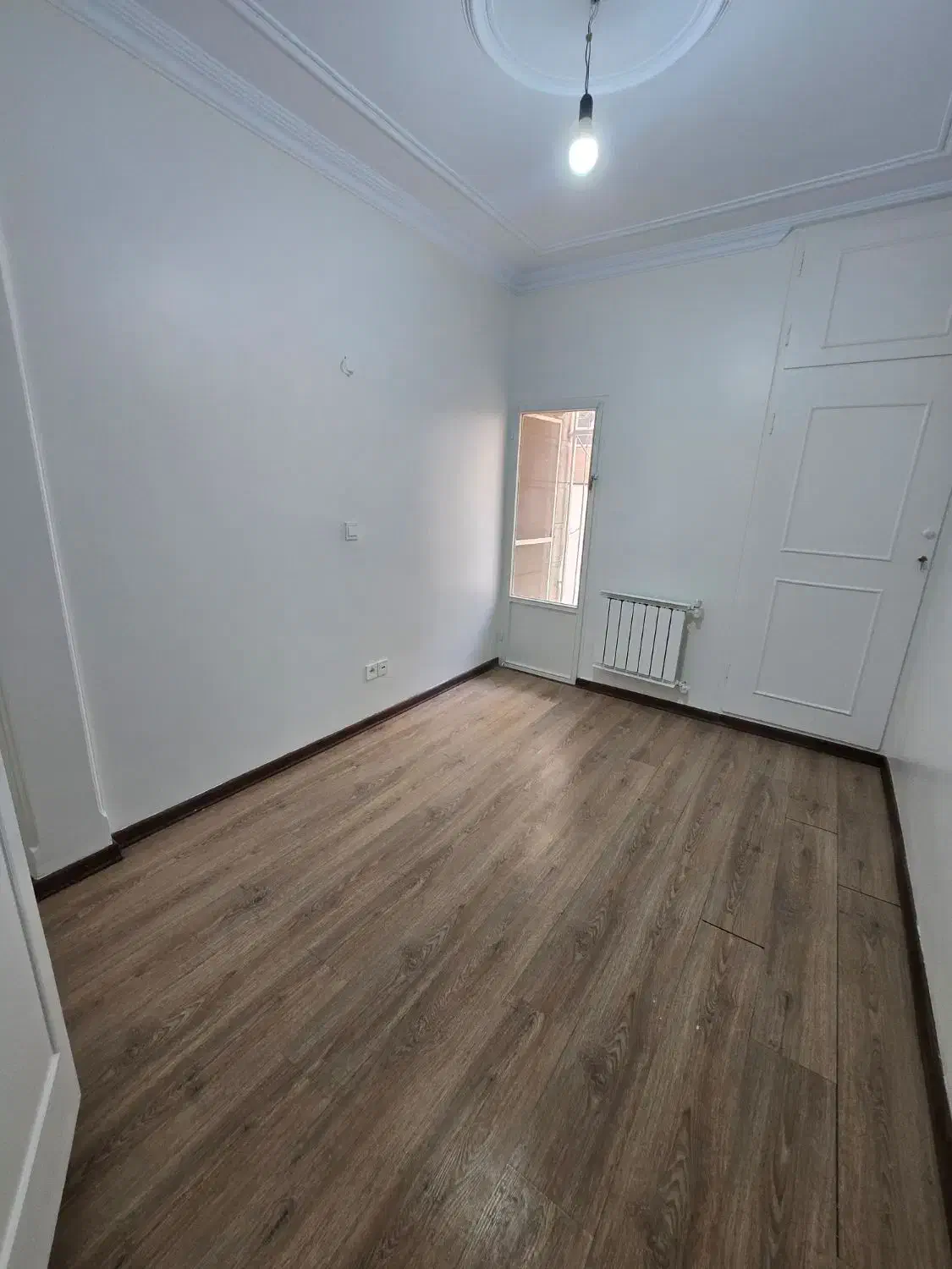 ۸۴ متری ۲ خوابه