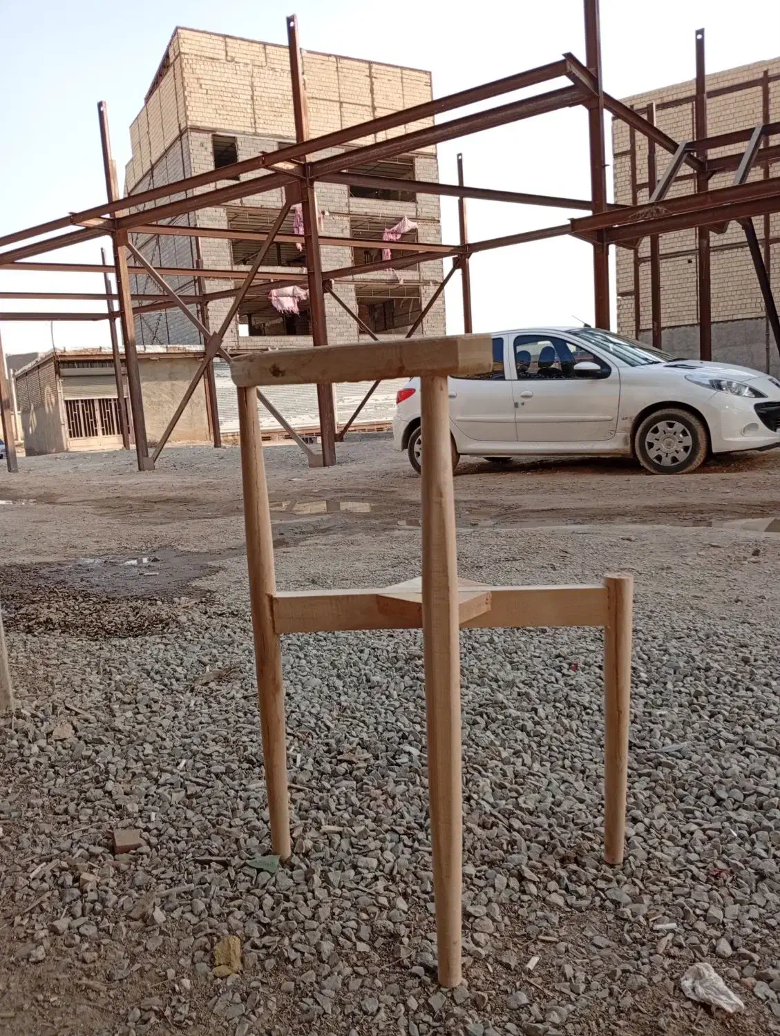 صندلی نوبل|صندلی و نیمکت|رباط‌کریم, وهن آباد|دیوار