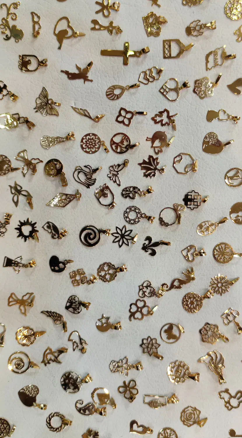 کادویی روز زن و مادر/ پلاک طلای ۱۸ عیار|جواهرات|اصفهان, شهشهان|دیوار