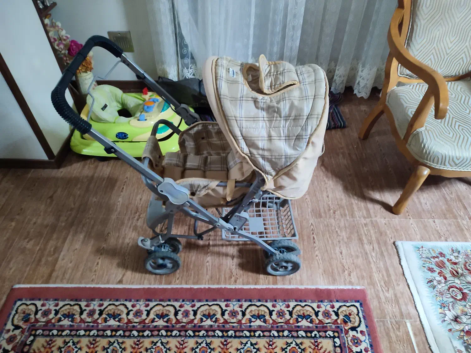 کالسکه بچه|کالسکه و لوازم جانبی|همدان, |دیوار