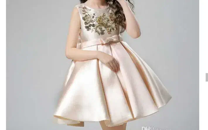 لباس زیبا و خاطره انگیز|کفش و لباس بچه|کرج, کیانمهر|دیوار