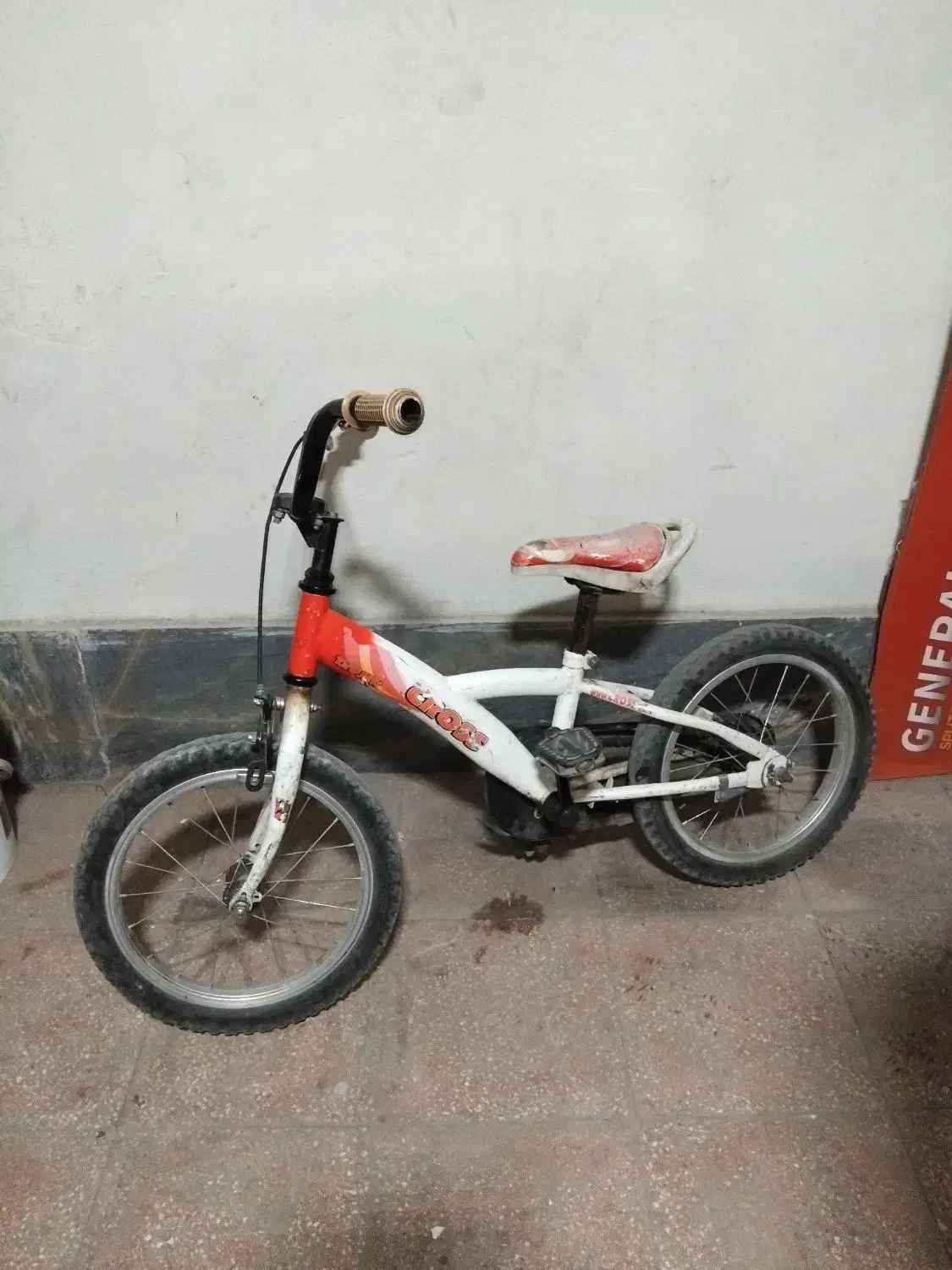 دوچرخه سایز۱۶ واسکوتر|دوچرخه، اسکیت، اسکوتر|کرج, بنیاد|دیوار