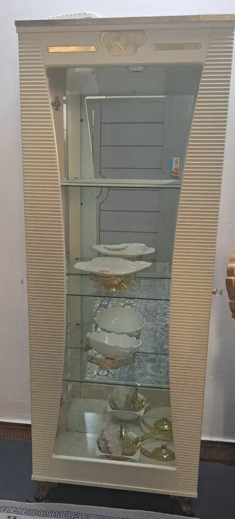 ویترین|بوفه، ویترین، کنسول|اصفهان, خانه اصفهان|دیوار