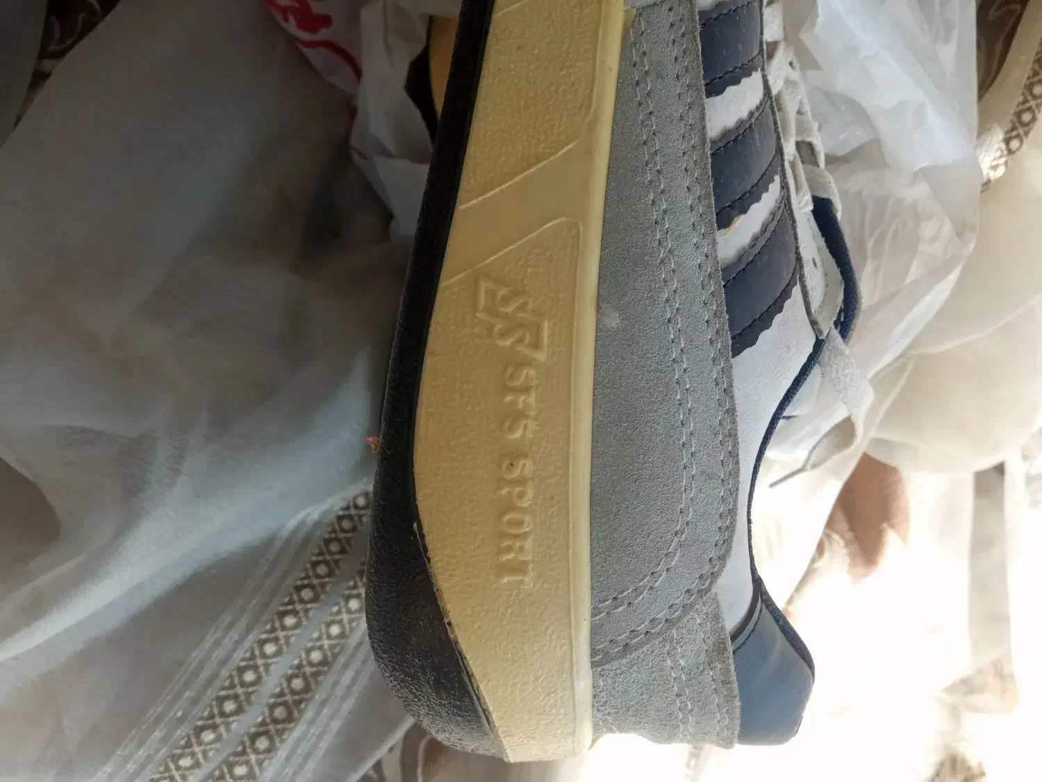 کفش فوتبالی جنس عالی در حد نو|کیف، کفش، کمربند|همدان, |دیوار