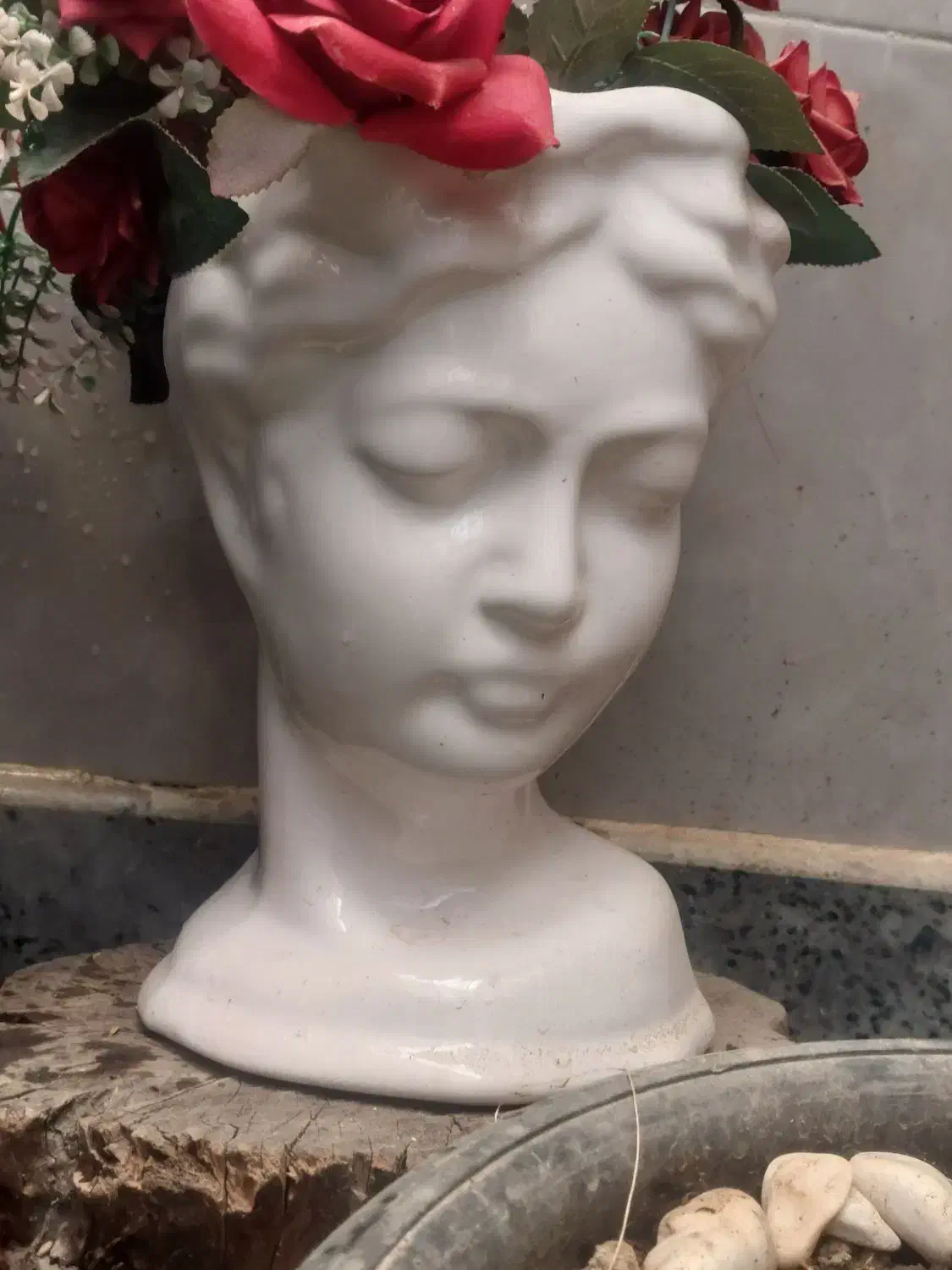 جا گلدونی مجسمه سر گلدان|مجسمه، تندیس، ماکت|کرج, خرمدشت|دیوار