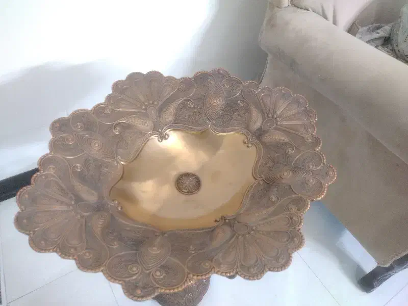 کنار سالنی برنز همراه میوه مصنوعی|صنایع دستی و سایر لوازم تزئینی|تهران, دژکام|دیوار