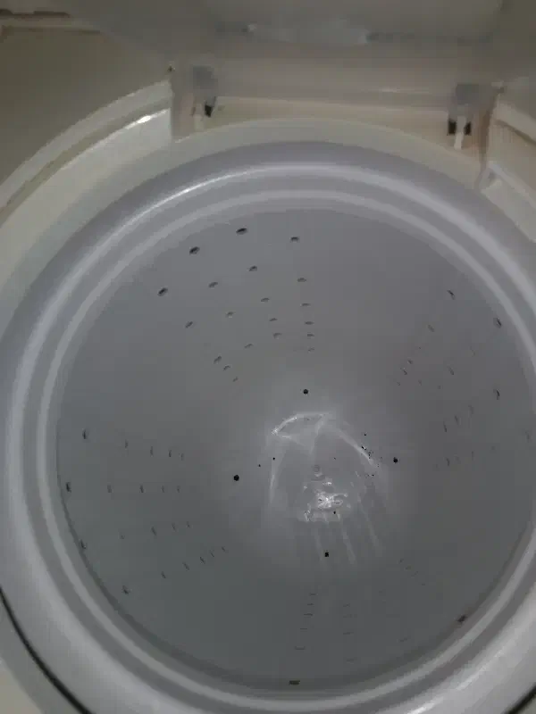 لباس شو|ماشین لباسشویی و خشک‌کن لباس|قم, قلعه کامکار|دیوار