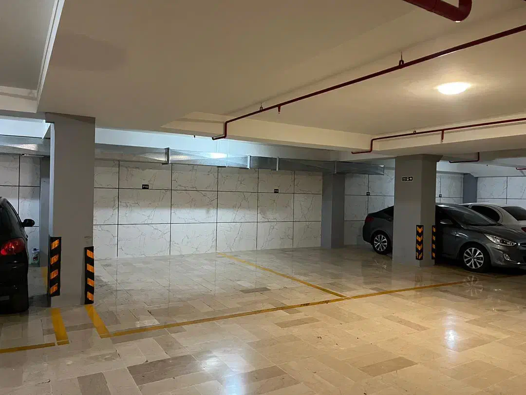 ۹۵ متر/کلید نخورده/لوکس/فردوس غرب