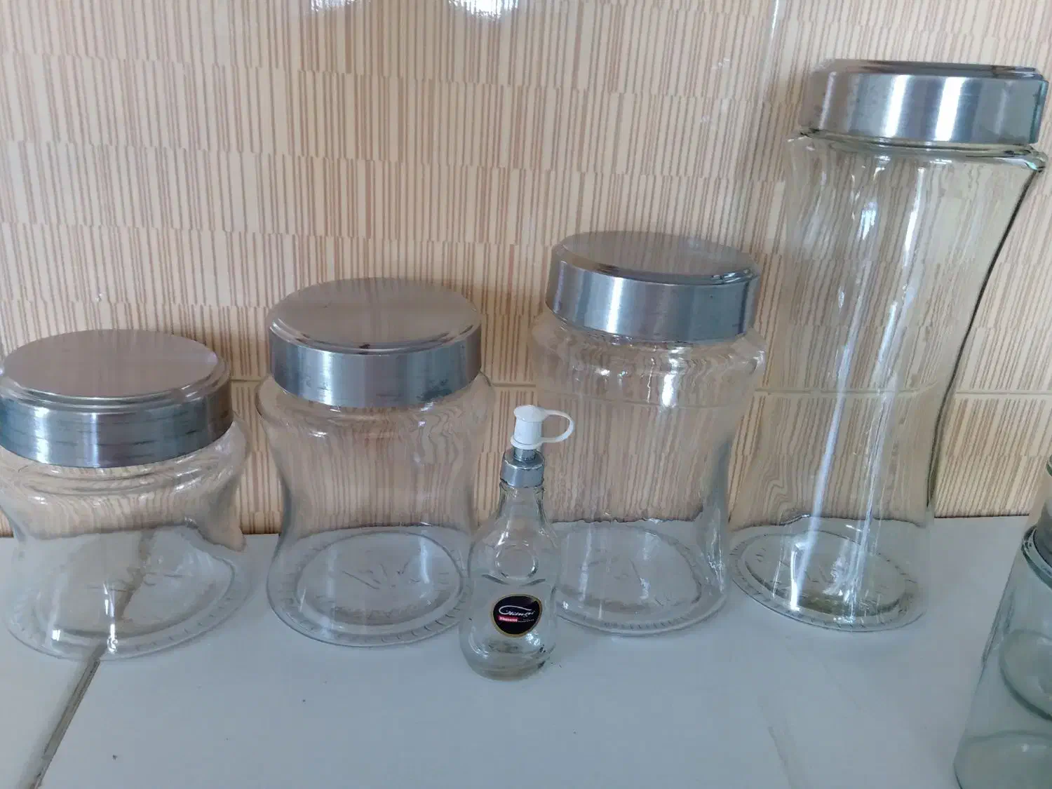 بانکه وجاادویه ای  شیشهای|ظروف نگهدارنده، پلاستیکی، یکبارمصرف|تهران, اتابک|دیوار