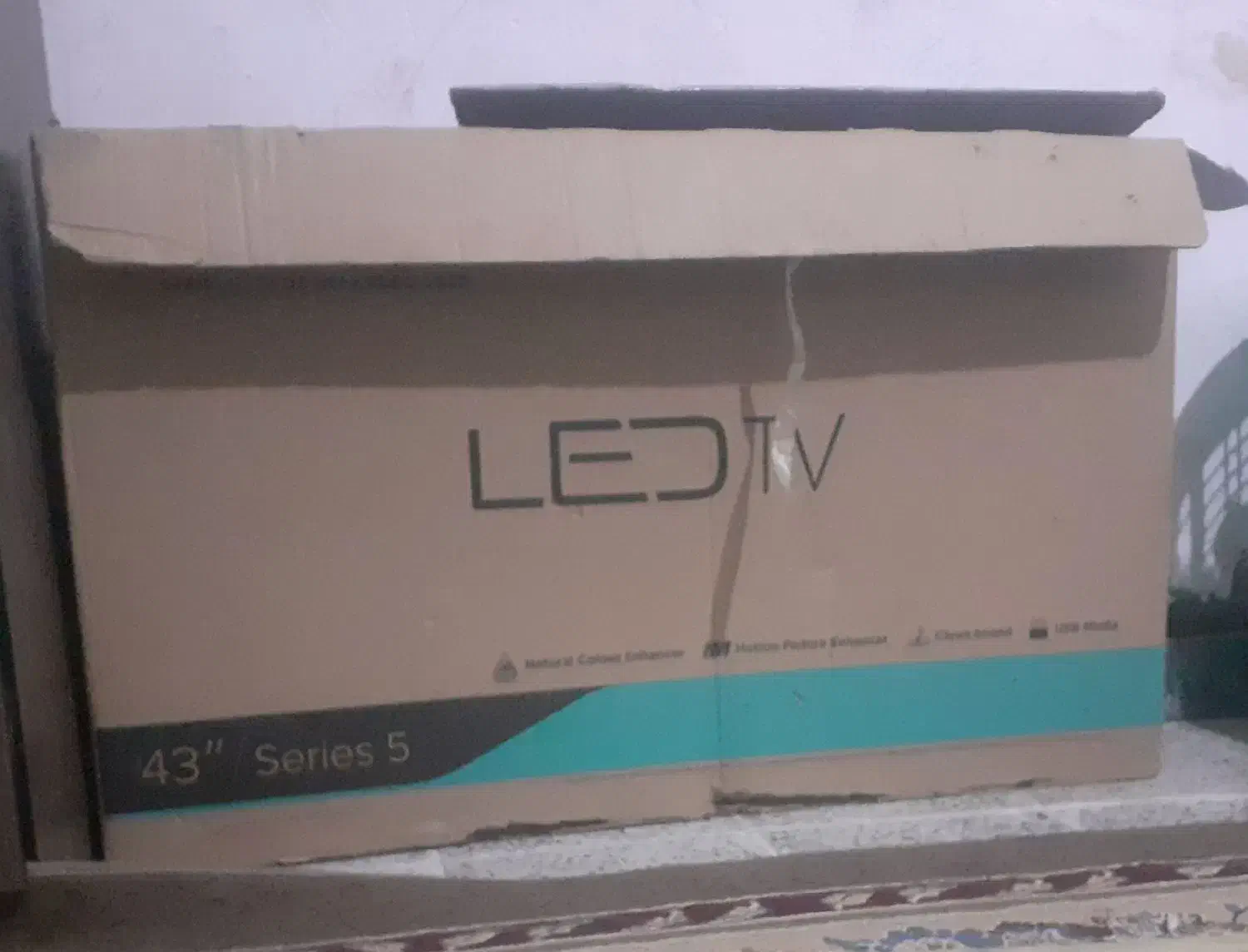 تلوزیون ۴۳ اینچ های سنس|تلویزیون و پروژکتور|شوشتر, |دیوار