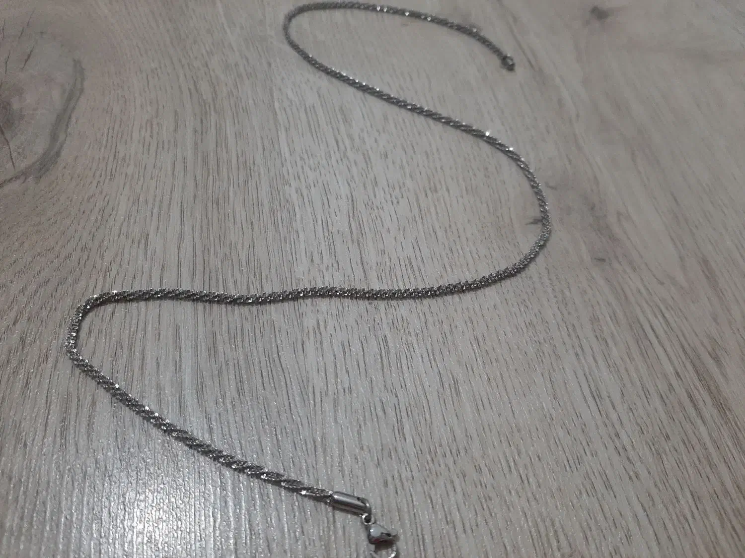 گردنبند خاویاری|بدلیجات|رشت, پاستوریزه|دیوار