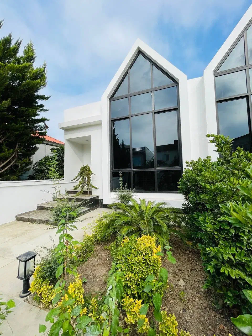 ویلامدرن۱۸۵زمین/۹۰بنا/۲خوابه/مجتمع۳۰واحدی باسند|فروش خانه و ویلا|رویان, |دیوار