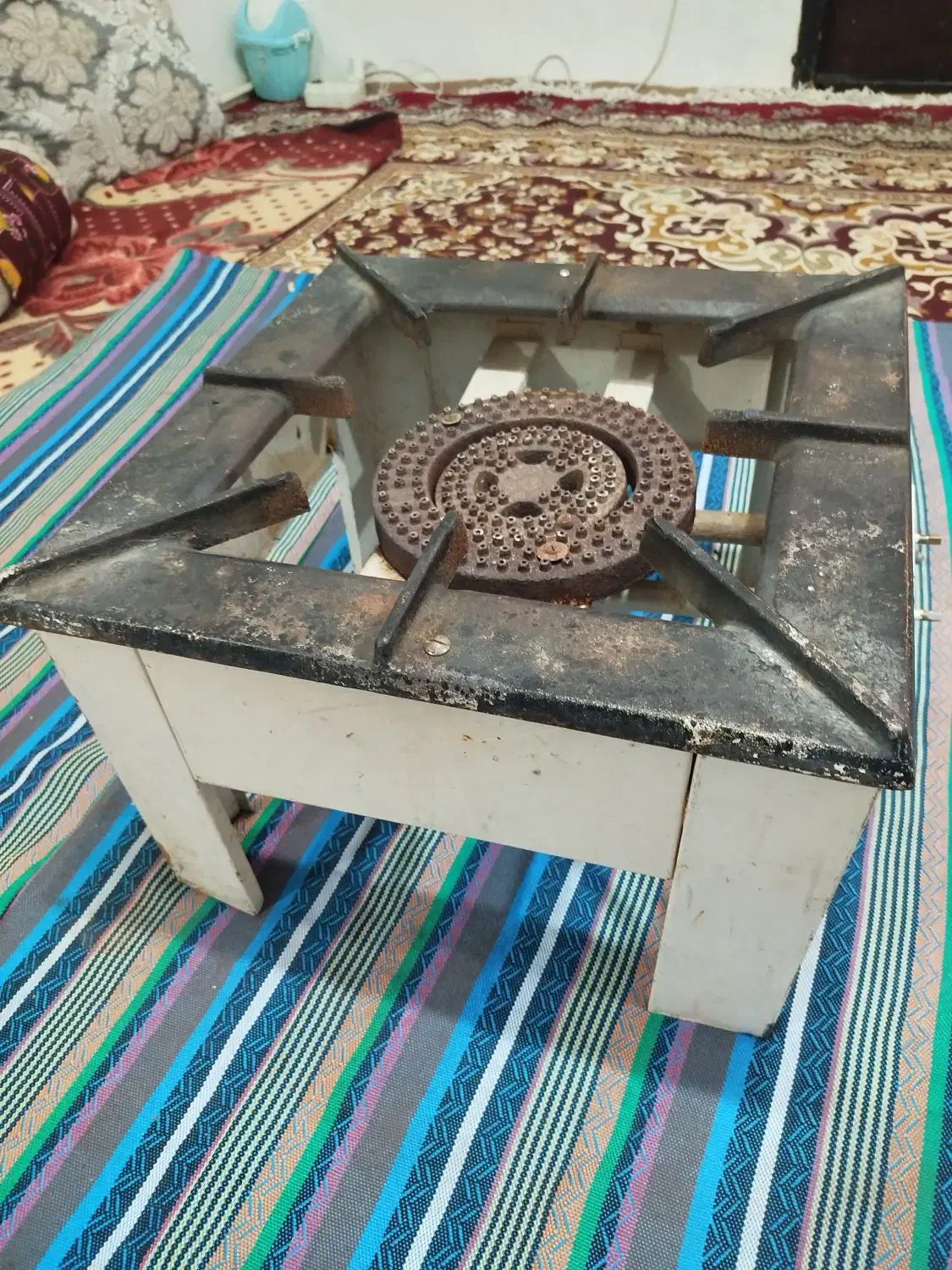 مقداری وسایل خانه روگازی و پلوپز قاشق چنگال|حراج|تبریز, |دیوار