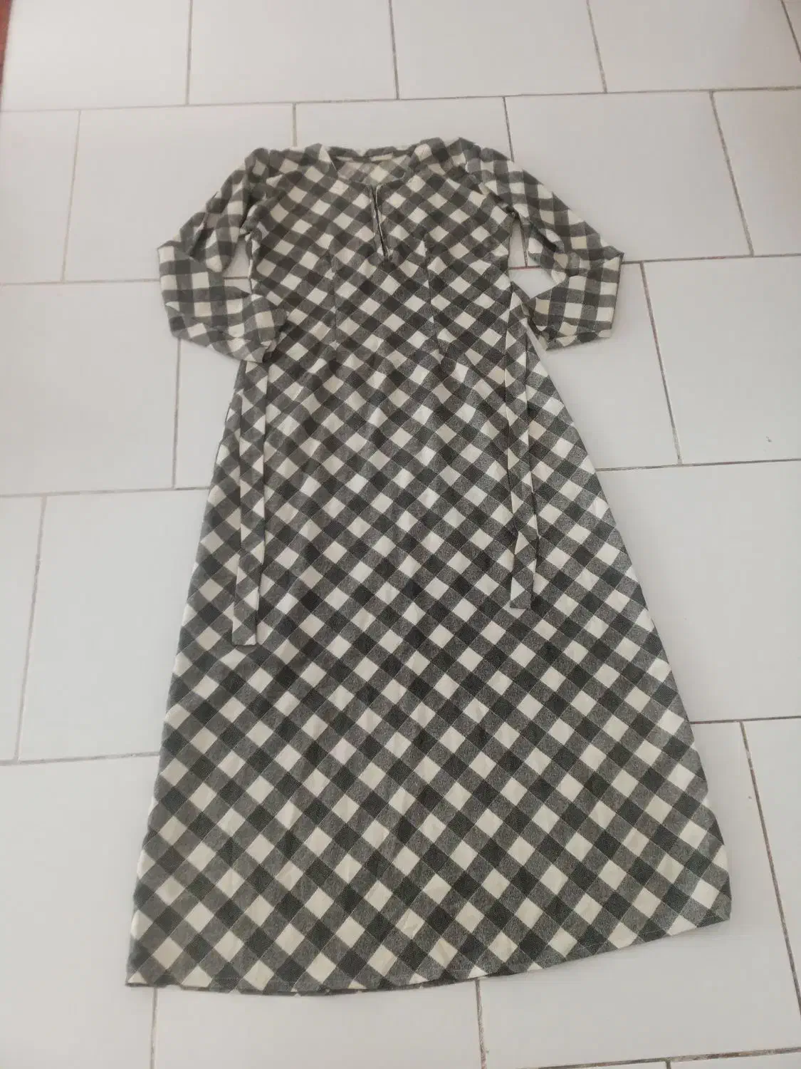 مانتو و ساحلی کفش درحد نو|لباس|پرند, فاز ۶|دیوار