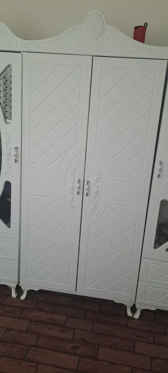 کمد و دو عدد ویترین|جاکفشی، کمد، دراور|محمدشهر, ولدآباد|دیوار