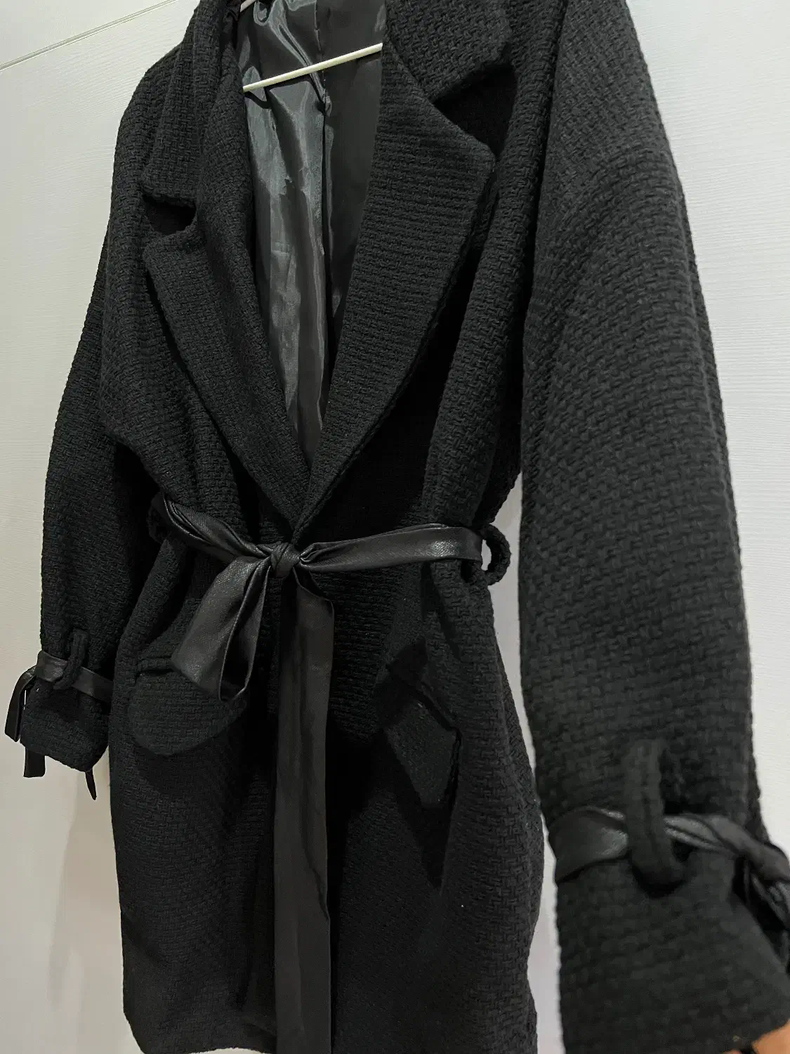 کت پشمی|لباس|چالوس, |دیوار