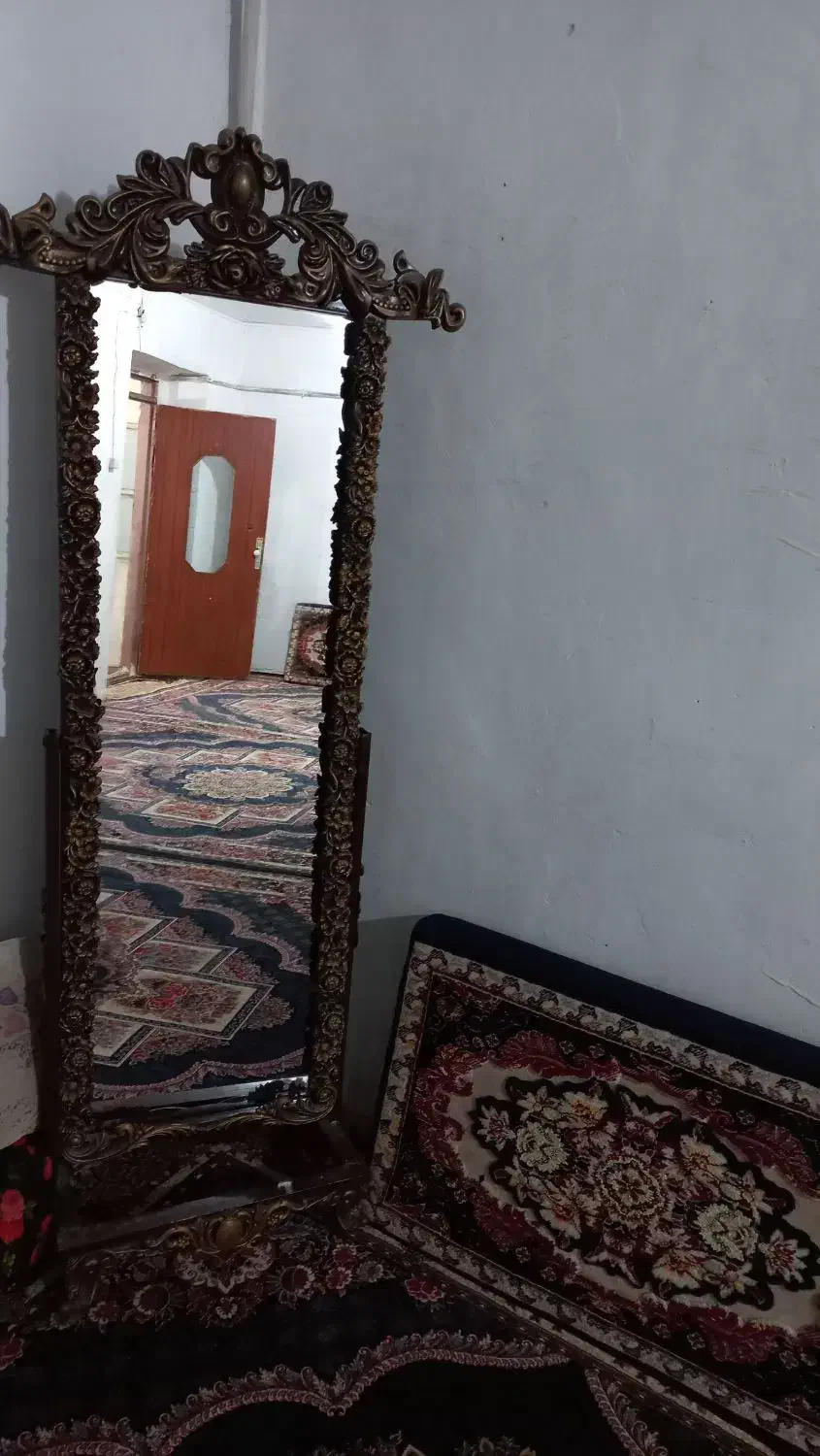 آینه|آینه|سقز, |دیوار