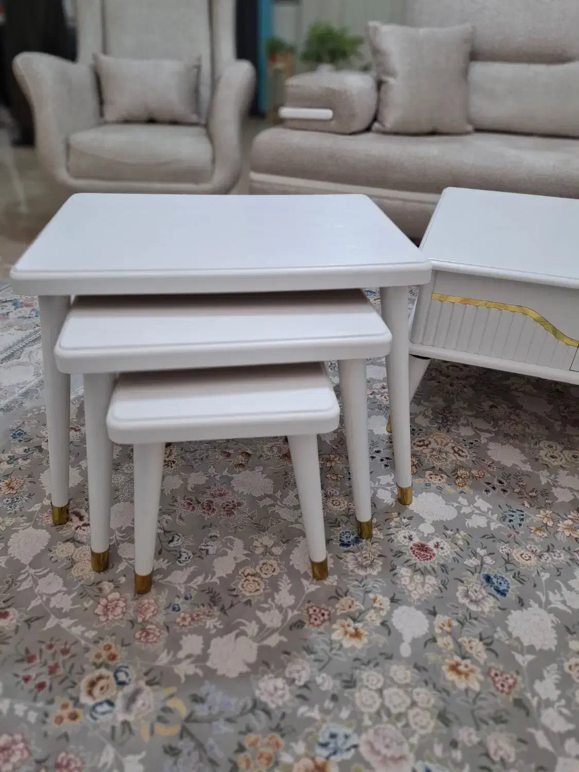 فقط میز عسلی و سه تیکه|مبلمان خانگی و میز عسلی|رشت, جهاد|دیوار