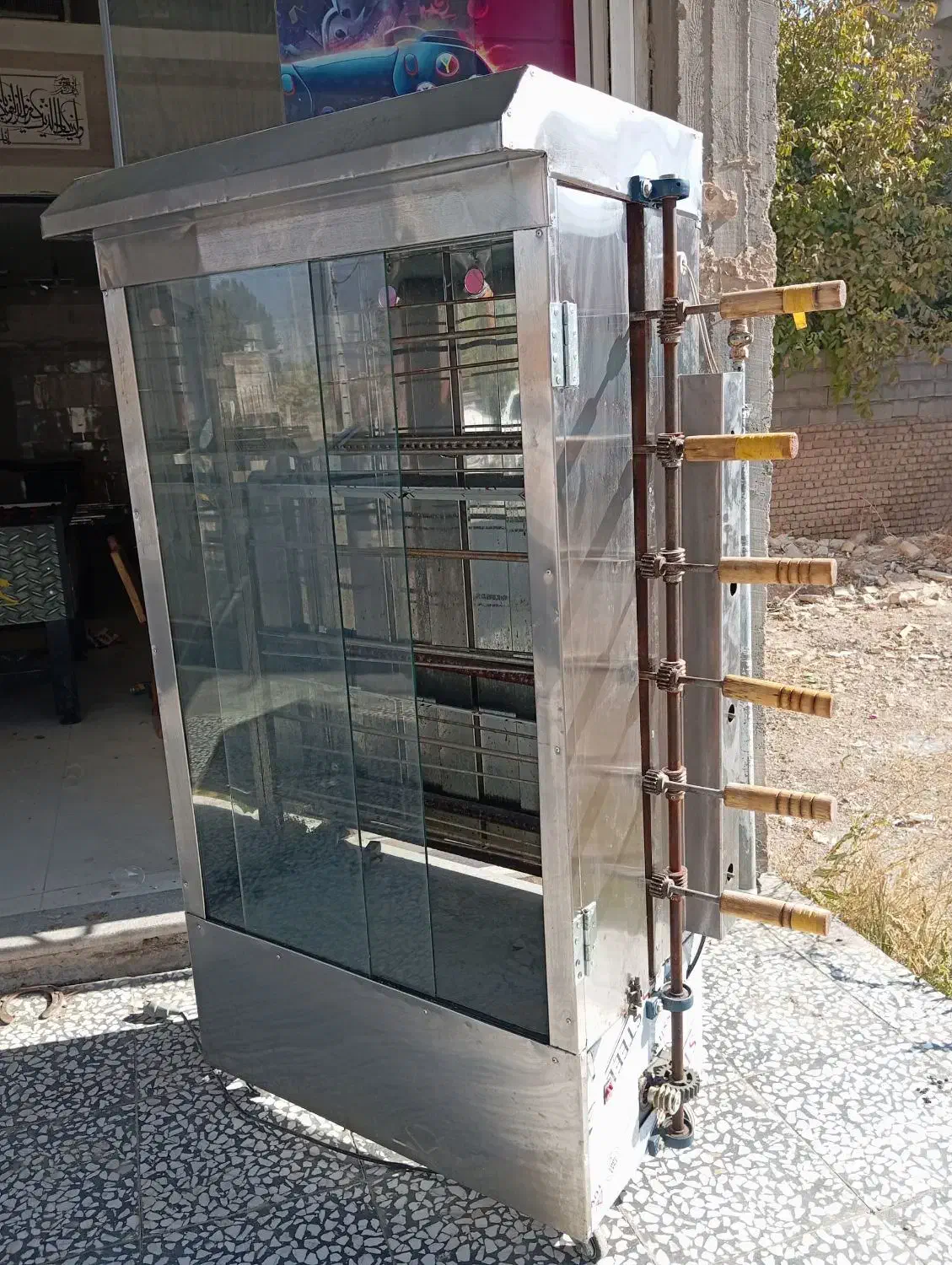 فر پاچینی در حد نو|کافی‌شاپ و رستوران|بیضا, |دیوار