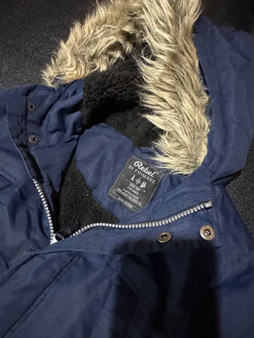 کاپشن بچه گانه|کفش و لباس بچه|تهران, پاسداران|دیوار