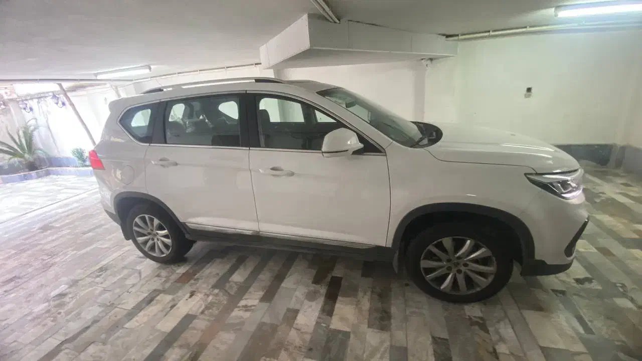 sx5 در حد صفر|خودرو سواری و وانت|رشت, پاستوریزه|دیوار