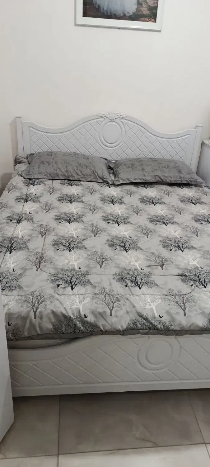 فروش تخت و تشک در حد نو|تشک تختخواب|رشت, معلولین|دیوار