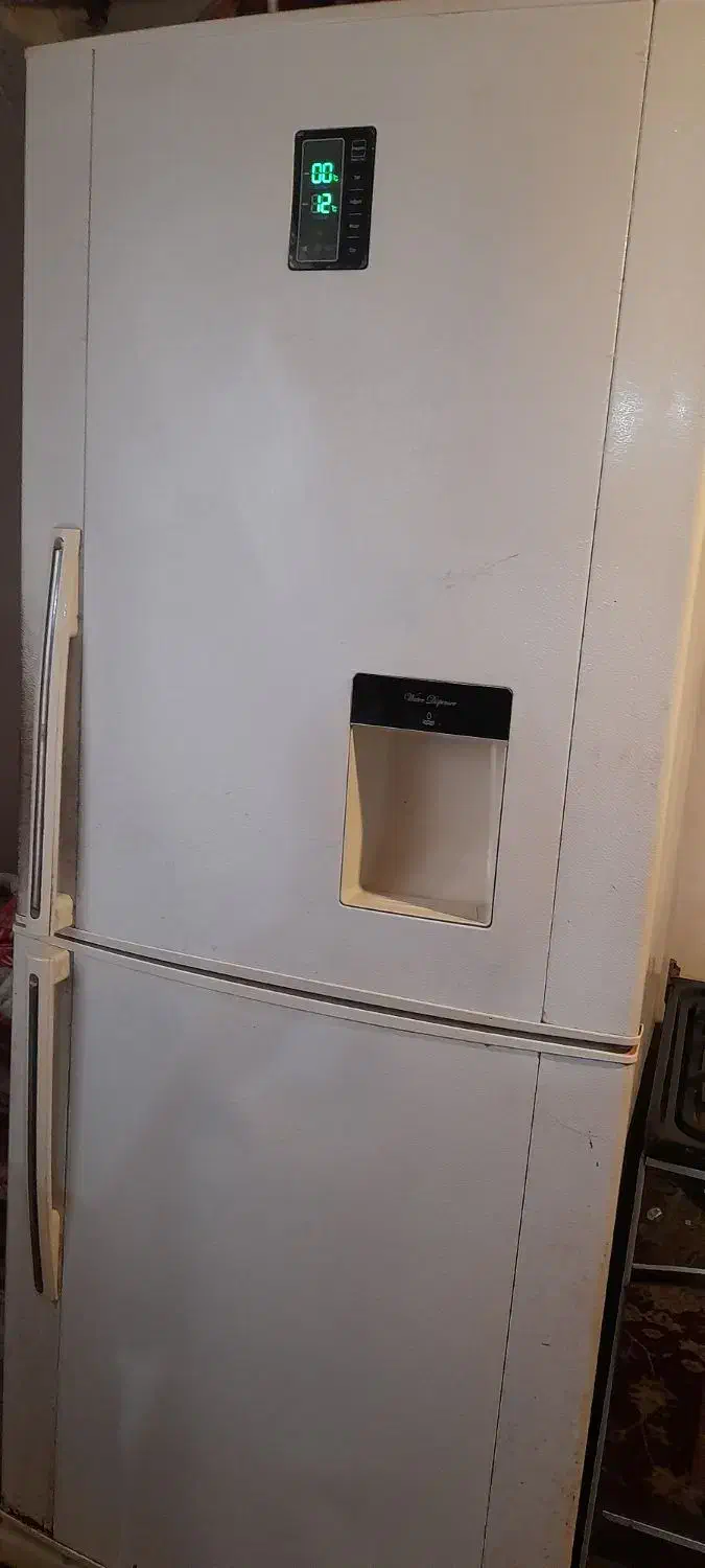 یخچال|یخچال و فریزر|شیروان (خراسان), |دیوار